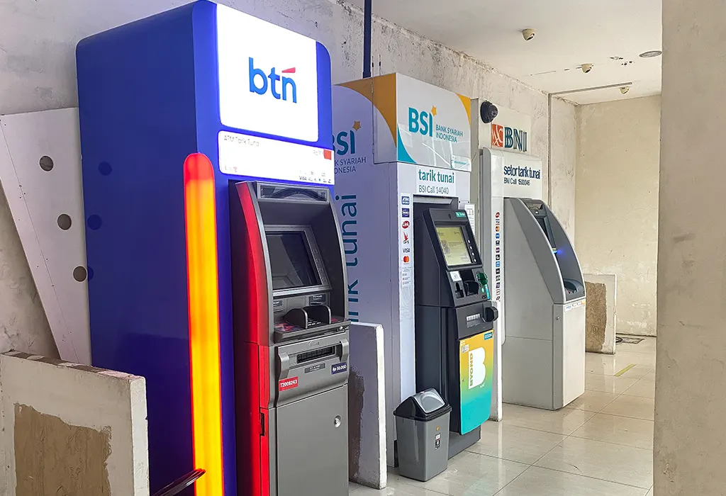 ATM di RSI Siti Hajar Sidoarjo