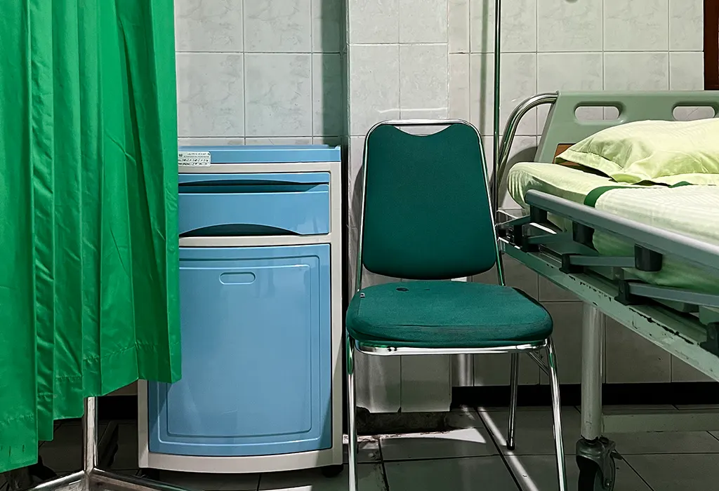 Kamar Kelas III RSI Siti Hajar Sidoarjo-2