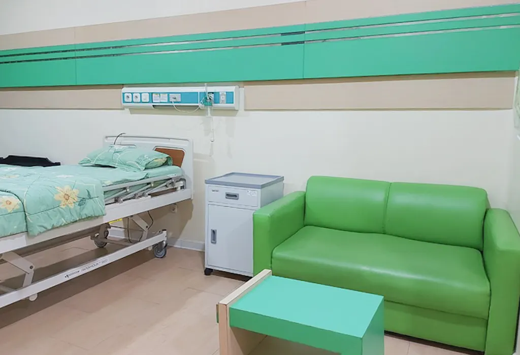 Kamar VVIP RSI Siti Hajar Sidoarjo-2